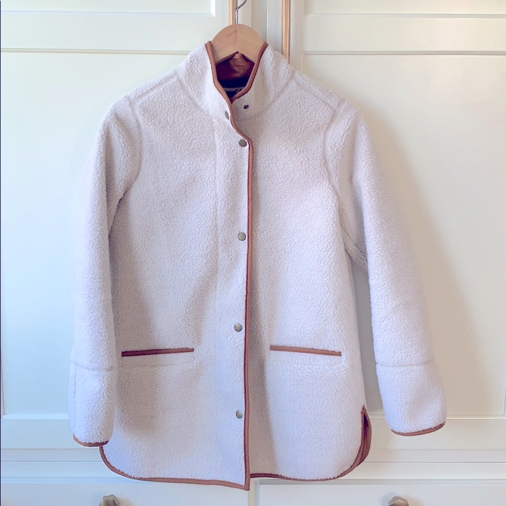 Old Navy Sherpa jacket XS